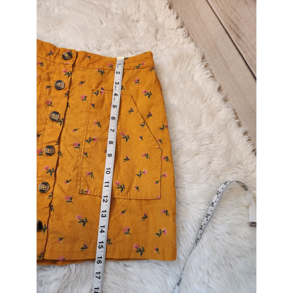 American Eagle Womens Yellow Floral Corduroy Button Front Mini Skirt Size Small - Picture 6 of 6